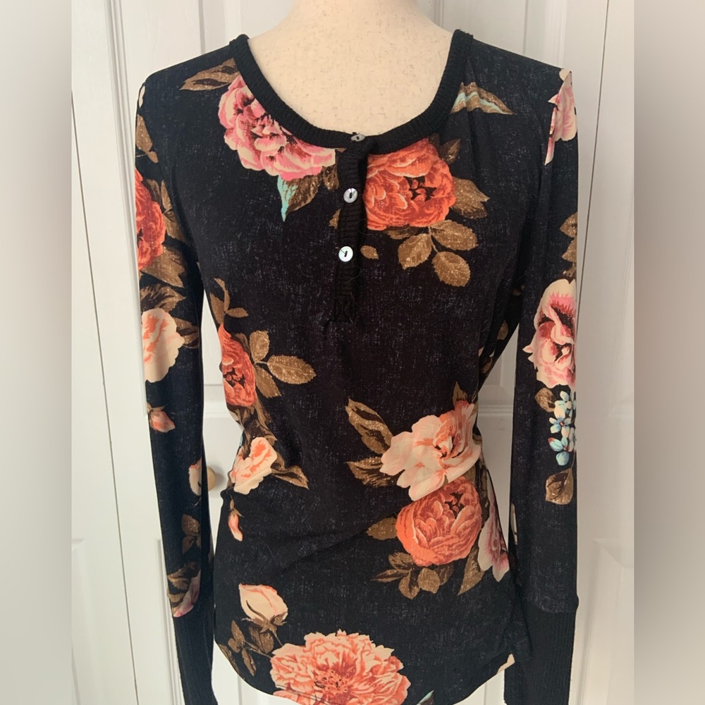 Piphany Williamsburg Top